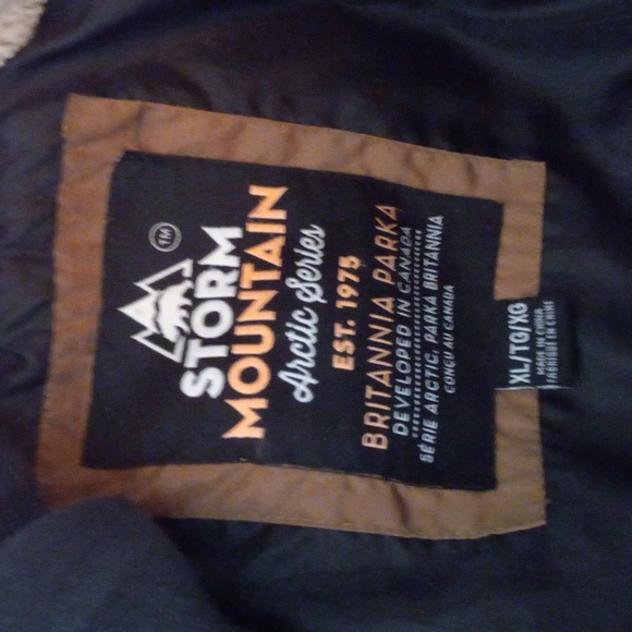 Storm mountain winter coat - Picture 4 of 4